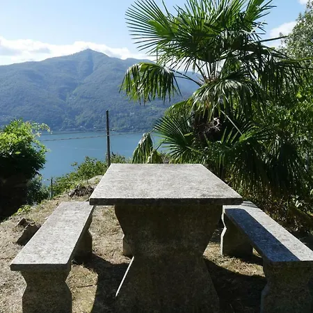 Romantisches Rustico Am Lago Maggiore! - #121518 別荘 *